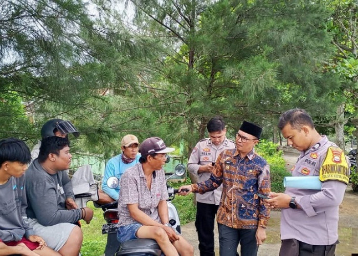 BREAKING NEWS! Tiga Nelayan Pasar Bawah Disambut Haru, Setelah Sempat Dikabarkan Hilang Kontak Selama 3 Hari