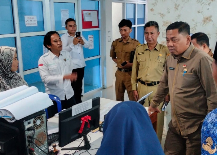 Cek Persiapan Layanan Kesehatan Saat Libur Lebaran, Sekda Kaur Sidak RSUD dan Puskesmas 