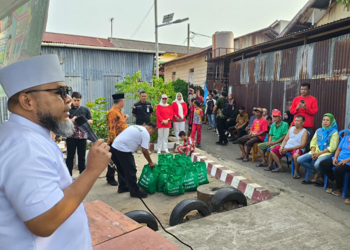 Kunjungi Korban Kebakaran di Penggantungan, Gubernur Bengkulu Janji Bangun Kembali Rumah 
