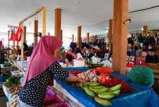 Harga Cabai Turun Tajam, Aktivitas Belanja di Pasar Mulai Stabil
