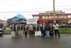 OSIS SMPN 8 Kaur Bagikan 100   Paket Takjil Untuk Buka Puasa