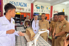 Buka Pentagon Expo-XII SMAN 10, Wabup Kaur : Terus Cetak Generasi Berdaya Saing Tinggi