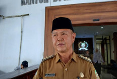 Sumardi Ketua DPRD Provinsi Bengkulu,   Erlangga: 