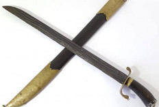 Benarkah Menyimpan Pedang Pusaka Warisan Leluhur, Rumah Aman Dari Maling Berikut Ulasananya 