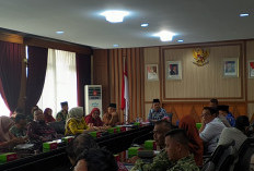 Pemprov Bengkulu Matangkan Persiapan HUT RI ke-81, Siapkan Panjat Pinang 81 Batang