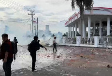Aksi Unjuk Rasa di DPRD Provinsi Bengkulu Berujung Ricuh, Cek Dampak yang Terjadi! 