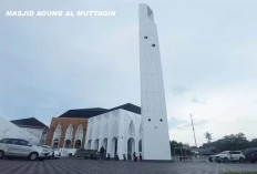 Masjid Agung Al Muttaqin Megah, Terinspirasi Rumah Adat Sasak, Jadi Tempat Persinggahan Musafir