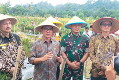 Balik Dusun, Mendes PDT Yandri Susanto Tak Ingin Tanah Kelahirannya Hanya Jadi Penonton Kemajuan 