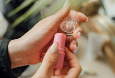 Cari Blush On Stick Lokal Terbaik, Ini Pilihan yang Paling Worth It