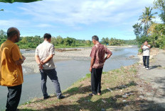 Jalan 83 Meter Desa Maras Longsor dan Amblas Sedalam 3,5 Meter, Warga Terancam Terisolir 