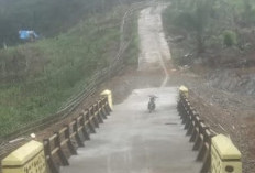 Jembatan Penghubung   2 Kecamatan Rampung