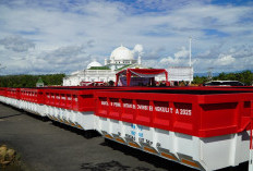 Gubernur Bengkulu Serahkan Truk dan Kontainer Sampah ke Seluruh 0Kabupaten/Kota Se-Bengkulu