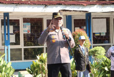 Ada Apa, Polisi Ambil Alih Irup Upacara di 20 Sekolah 