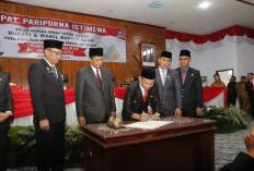 Sertijab Bupati Kaur Khidmat, Hamid Sampaikan Fokus Utama, Herlian Muchrim Ucapkan Ini 