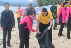 Bersih Wisata Pantai Jadi Program Baru TNI dan Polri 