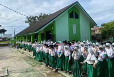 MIN 1 Kaur Terapkan Pembiasaan Membaca Sholawat di Pagi Hari