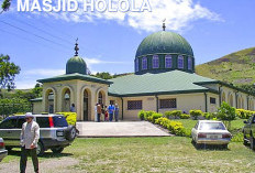 Pembangunan Masjid Holola Berpolemik Panjang, Sempat Dibakar, Kini Disenangi Musafir