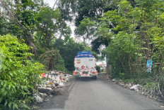 Terbiasa di Lingkungan Jorok, Warga di Bengkulu Selatan Terkesan Sengaja Buang Sampah Pinggir Jalan