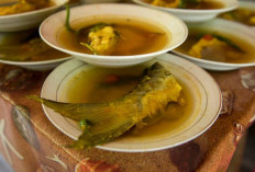Asal Usul Makanan Papeda Kuliner Lebaran Khas Maluku dan Papua yang Disandingkan dengan Ikan Kuah Kuning