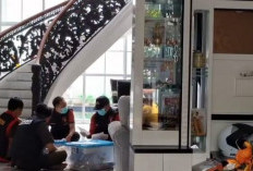 Kejari Bengkulu Geledah Rumah Mewah Milik Kadis Dinkes kota Bengkulu, Ini Dokumen yang Disita 