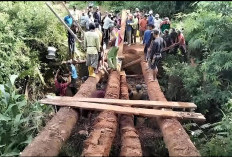 200 Warga Tanjung Perbaiki Jembatan, Ini Penjelasan Kades