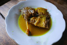 Ayam Lodho Tulungagung Kuliner Lebaran yang Unik Khas Jatim, Dimasak Dalam Santan Kental