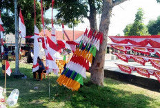 Penjualan Pernak-pernik Agustusan di Bintuhan Lesu, Pedagang Keluhkan Dampak Belanja Online