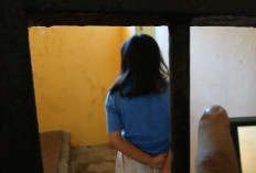 Ngaku Sakit Hati, Gadis Cantik Diringkus Polisi Usai Nekat Curi Hp dan Tas Milik Majikan