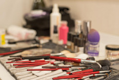 Makeup Kedaluwarsa Aman Digunakan Nggak Ya? Ternyata Ini Jawabannya! Wajib Hati-hati Sih
