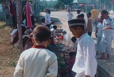 Penuh Bersemangat, Murid SDN IT Ihsan Kebersihan Lingkungan Sekolah Hingga Jalan Lintas