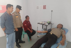 Anggota Polres Kaur Lakukan Donor Darah Bantu Pasien Penderita Hemofilia