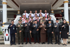 Berhasil Ungkap Kasus Kurang dari 24 Jam, Kasat dan Anggota Reskrim Polres BS Terima Penghargaan