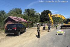 Ada Pembangunan Jembatan di Bunga Mas, Jalur Bengkulu-Lampung Dialihkan, Warga Lewat Jembatan Darurat