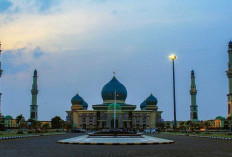 Ada yang Mirip Taj Mahal India, Berikut 10 Masjid Unik dan Bersejarah di Indonesia