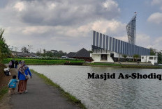 Masjid Unik Viral di Medsos, Mirip Perahu Bergaya Eropa Tempat Persinggahan Musafir