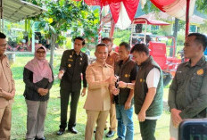 Terkait Bantuan Alsintan, Bupati Gusril: Tidak Ada Tebang Pilih!