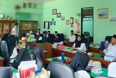 Kunjungi MIN 1 Kaur, Kakan Kemenag : Tugas Guru Bukan Hanya Mencerdaskan