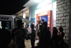BREAKING NEWS! Pulang Dari Hadiri Pesta, Kades Padang Genteng Kena Bacok