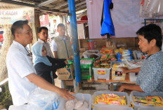 Sidak Pasar Tradisional, Bulog Bengkulu Pastikan Stok Minyakita Aman dan Penjulan Sesuai HET