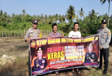 Musim Kemarau, Anggota Sosialisasi  Cegah Karhutla di Desa Muara Jaya