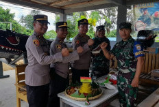 3 Polsek Beri Kejutan di HUT TNI AL Ke-79 