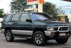 Nissan Terrano SUV Ikonik  Populer di Era 90-an dan  Memiliki 4 Pintu yang Gagah