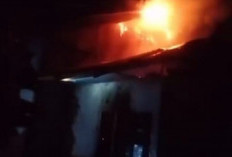 BREAKING NEWS! Ditinggal Pergi Ikut Tabligh Akbar Bersama UAS, Rumah Warga Bengkulu Selatan Ludes Terbakar