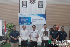 Pengelolaan DD Terbaik I, Kaur Raih Tiga Penghargaan Keuangan