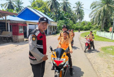 Polsek Pagulu Tertibkan Kendaraan Pelajar di Gerbang Sekolah, Sampaikan Hal Ini