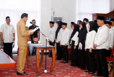 30 Petugas Puskesos SLRT Dilantik, Cermati Makna Pesan Bupati Kaur Ini!