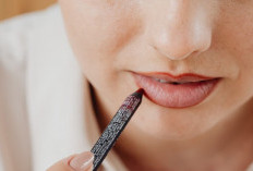 Bingung Milih Warna Lip Liner Yang Tepat, Cek Tipsnya Di Sini Hasilnya Dijamin Wow