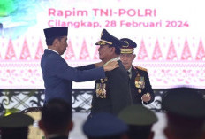 Terima Jenderal Kehormatan, Prabowo dapat Durian Runtuh 