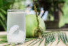 Tak Hanya Enak dan Segar, Air Kelapa Punya Sejuta Manfaat untuk Kulit