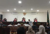 Hakim Semprot Pantun PH di Sidang Pledoi Korupsi Perjadin DPRD Bengkulu